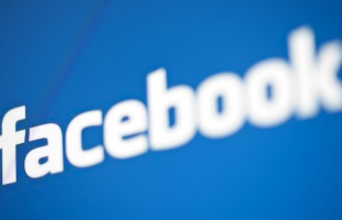 Több tízezren perlik a Facebookot magánszféra megsértése miatt