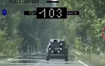 Így mérik a sebességet a jelöletlen rendőrautók