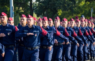 Továbbra is várja a rendőrség a határvadászok jelentkezését