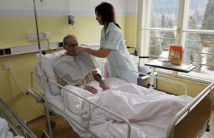Jövő héten utalják az egészségügyi dolgozók megemelt béreit