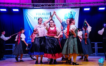 Rómában lépett fel a Mikrokozmosz református művészeti iskola néptánccsoportja