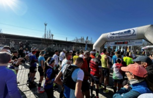 Zajlik a 16. Balaton Szupermaraton - Kaposvári csapatok is rajthoz álltak
