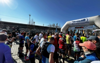Zajlik a 16. Balaton Szupermaraton - Kaposvári csapatok is rajthoz álltak