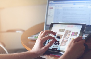 Nyáron is legyen meg az egyensúly a gyerekek internethasználatában
