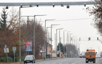 Ezt látják a traffipaxok, így bírságolnak - videó