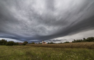 Marad a csapadékos, őszies idő