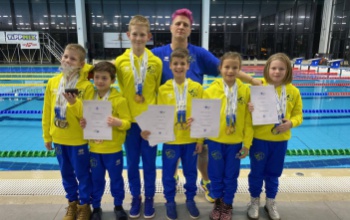 16 éremmel tértek haza a kaposvári úszók Dunaújvárosból