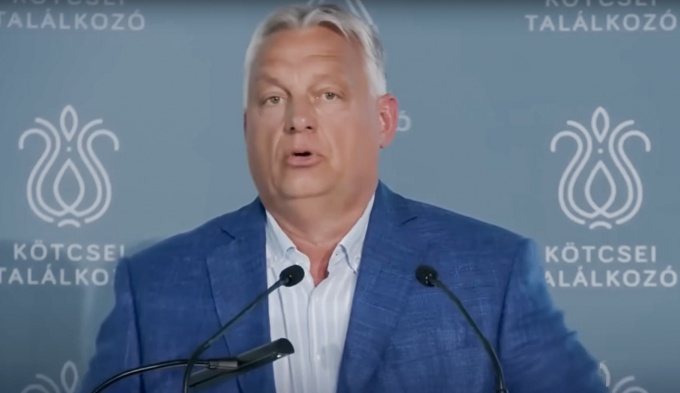 Őszi politikai vegyes