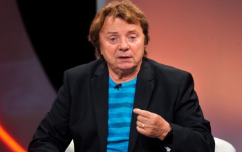 Meghalt Aradszky László