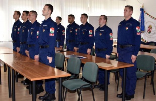 Nyolc új lánglovaggal bővült a tűzoltóság állománya a megyében