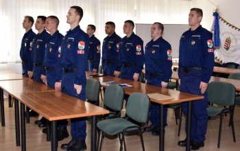 Nyolc új lánglovaggal bővült a tűzoltóság állománya a megyében