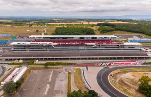 2027-ig az M4 Sport közvetíti a Forma-1-es versenyeket