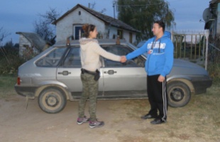 Szolgálaton kívüli rendőr csípte el a tettest