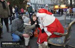 Mikulás, Rádió Most Kaposvár és adventi hangulat a Kossuth téren