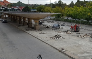 Bontják a buszpályaudvart, az út lesz a helyén