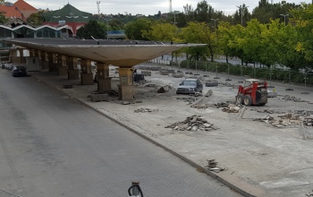 Bontják a buszpályaudvart, az út lesz a helyén