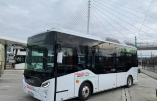 Aki szemfüles, elektromos busszal találkozhat a kaposvári utakon