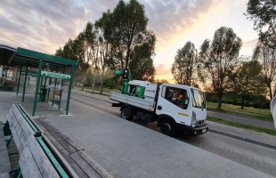 Fertőtlenítették a távolsági buszpályaudvart, Kaposvár buszmegállóit is rendszeresen tisztítják