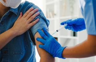 Nőtt a influenzaszerű és az akut, légúti fertőzés tünetekkel orvoshoz fordulók száma