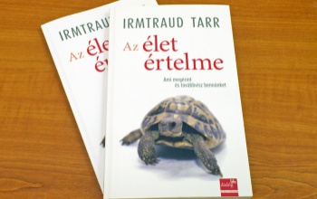 Az élet értelme - játsszon és nyerje meg a könyvet!