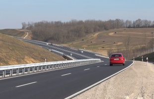 Egy rövid szakaszon még mindig nem lehet használni a 67-est