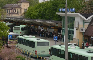 Meghosszabították a májusi távolsági buszbérletek érvényességét