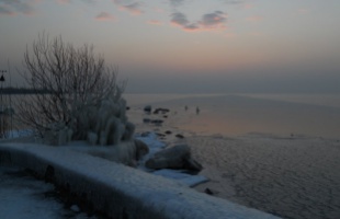 Veszélyes és vékony a Balaton jege