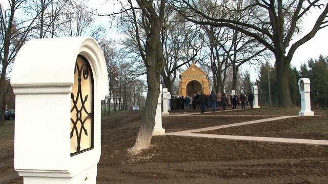 Elkészültek a stációk Toponáron