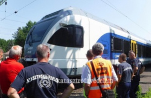 „Piroskától” a legújabb motorvonatig – képzés a biztonságos tűzoltásról