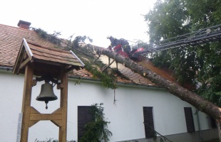 A viharkárok miatt vonultak a tűzoltók a hét elején is