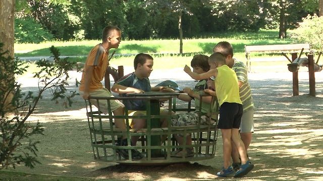 233 milliós játszótér-fejlesztési program indul