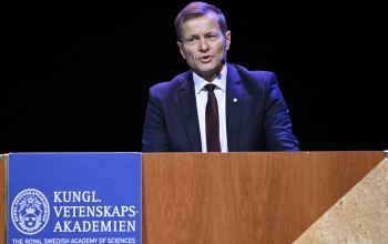 Családjáról és magyarországi tanárairól is megemlékezett Krausz Ferenc Nobel-előadásában
