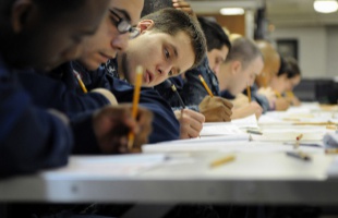 Idegőrlő harc folyik a jobb középiskolai helyekért - van, ahol tízszeres a túljelentkezés