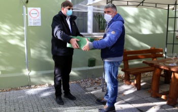 Maszkokkal segíti a védekezést a megyei önkormányzat