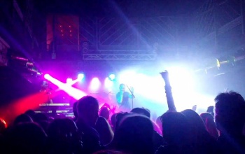 Jótékonysági koncert a bárczis gyerekekért