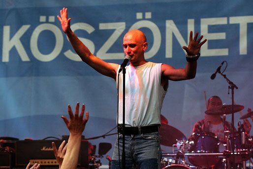 10 éve hunyt el „Cipő”