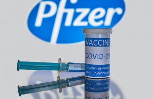 Több mint ötmillió vakcinát szállított a Pfizer hazánkba eddig
