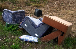 Illegális hulladéklerakásért kapták el a férfit
