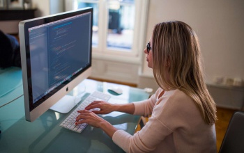 Egyre több vidéki vállalkozó készít weboldalakat a világpiacra